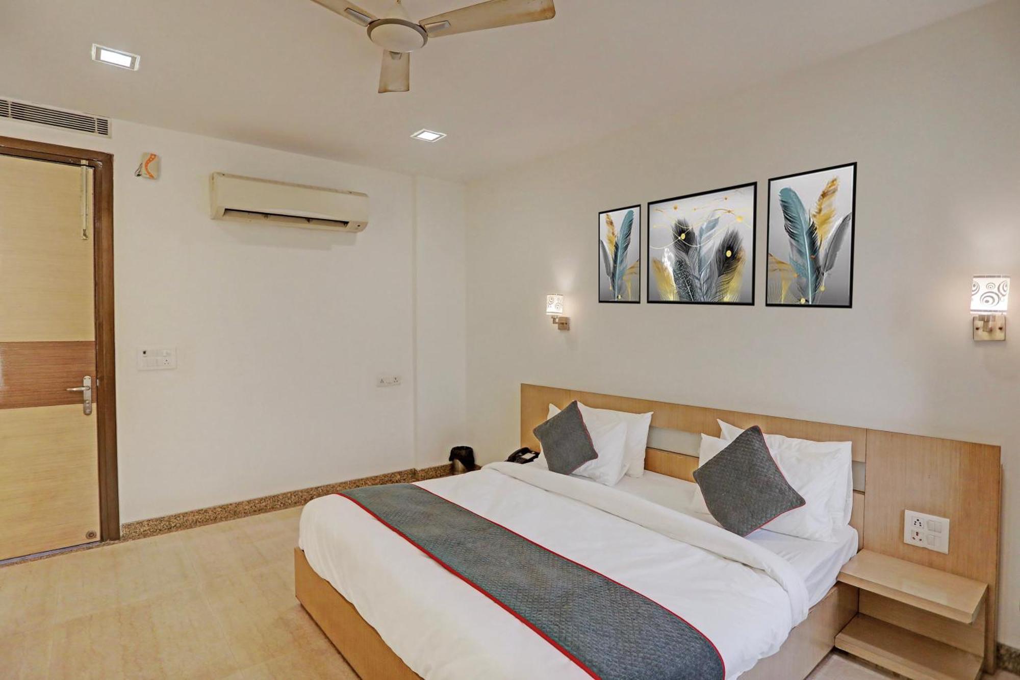 Townhouse Relax Suits A Boutique Hotel Vasundhara Ghaziabad Exterior photo